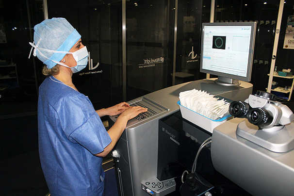 Laser Alcon Wavelight FS200