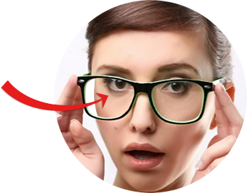 l'oeil myope apparaît petit au travers des verres